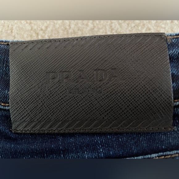 NWT Prada Dark Wash Low Rise Skinny Jeans BACK LOGO PATCH size 25 US 2 orig $875 - Picture 2 of 13